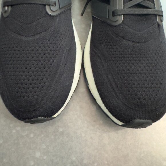 Adidas Ultraboost Mens Sneakers - Picture 3 of 9